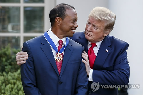 트럼프 美 대통령의 축하 메시지 타이거 우즈는 경이적인 챔프