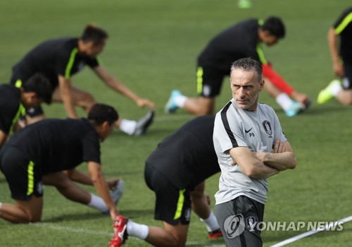 '평양 원정' 벤투호, 7일 소집…황의조·황희찬 골 소식은 호재