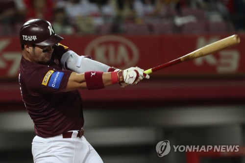 김경문 감독 백업 포수 교체 고민했는데…박세혁 기가 세더라