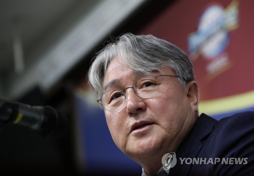 김경문 감독 오래 호흡한 최일언 투수 코치, 대표팀으로