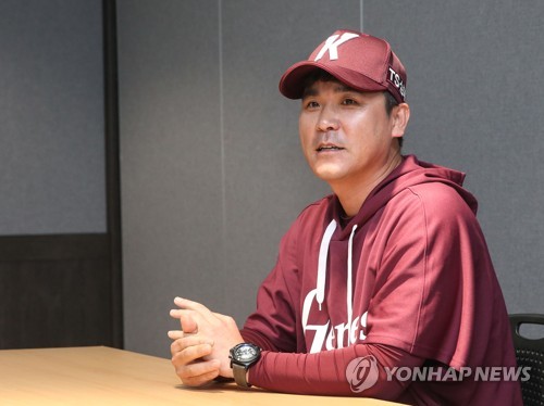 키움 준PO 2차전 서건창·이정후 테이블세터…김하성 5번 이동