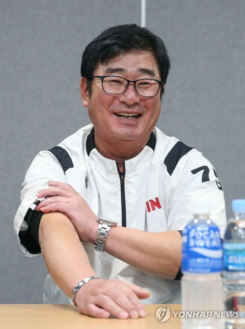 한숨 돌린 류중일 LG 감독 오늘 MVP는 진해수