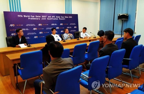 29년 만의 평양원정 나선 태극전사…긴장·설렘 속 첫날 10시간