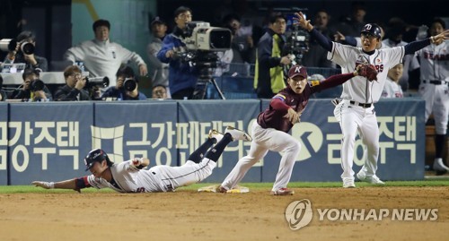 87년생 떠나도 강한 두산…89년생 박세혁과 90년생 트리오