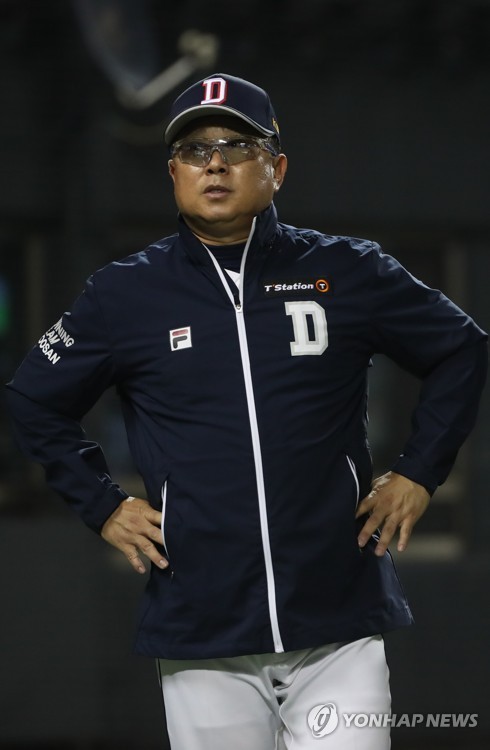 김태형 두산 감독 퇴장인 줄 알았지만…나가야 할 상황이었다