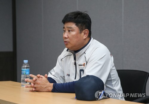 두산, KS 4차전서 오재일 3번 기용…린드블럼도 불펜 대기