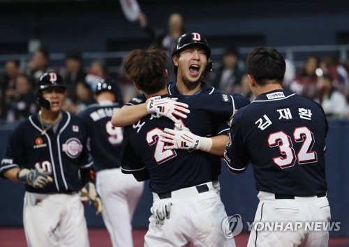 후랭코프 완벽투…두산, 3년 만의 프로야구 통합우승 '눈앞'
