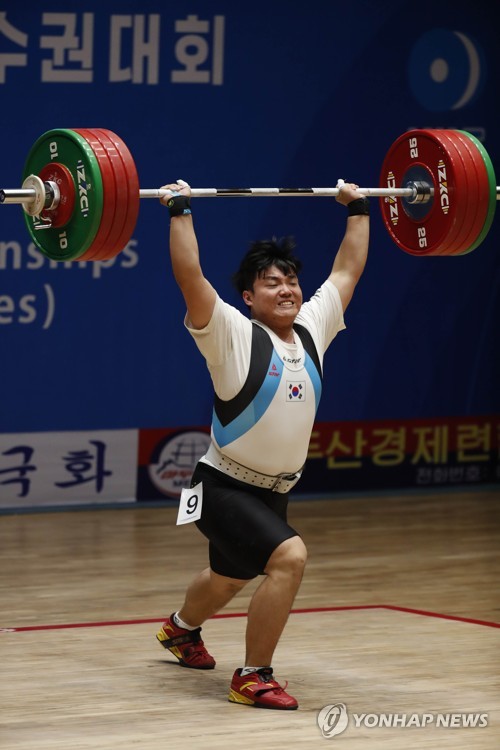 '역도 유망주' 이선미·박혜정·황상운, 평양서 가장 높은 곳에(종합)