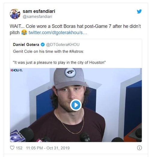MLB FA 최대어 콜 '보라스 모자' 쓰고 팬에게 '작별' 인사