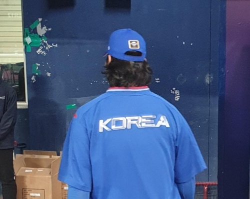 모자 수선한 조상우 이것도 벗겨지면 머리 깎겠다
