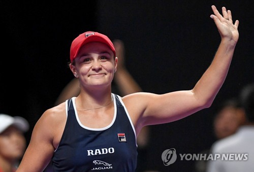 바티·스비톨리나, WTA 파이널스 우승 상금 50억원 놓고 격돌
