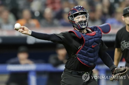 클리블랜드 포수 페레스, MLB 최고수비상…휴스턴은 최고 수비팀