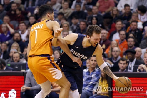 돈치치, 월평균 '30득점대 트리플 더블'…NBA 선수 중 세 번째