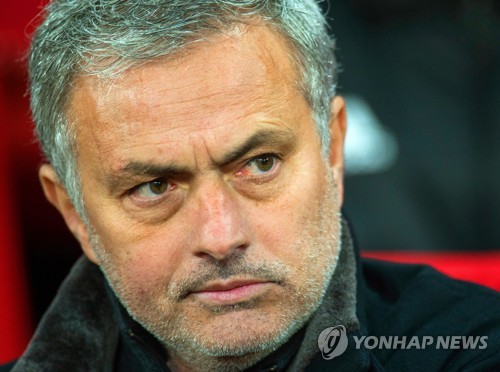 토트넘, 모리뉴 감독 선임…'스페셜 원' 11개월 만에 EPL 복귀