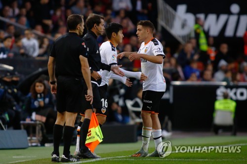 이강인 막판 교체 투입…발렌시아는 2-0 승리
