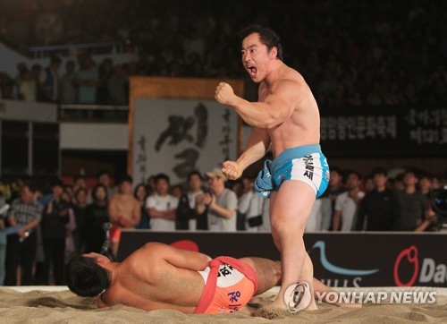 '모래판 최강자 가리자'…천하장사 씨름대회 18일 예산서 개막