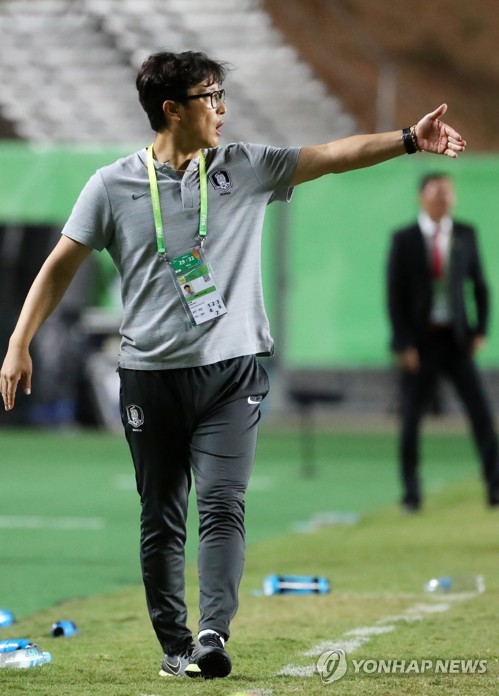 U-17 월드컵 16강 이끈 김정수 감독 체력 회복 집중