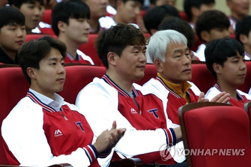 윌리엄스 KIA 감독 강한 멘털은 공격성·신뢰·팀 정체성 숙지
