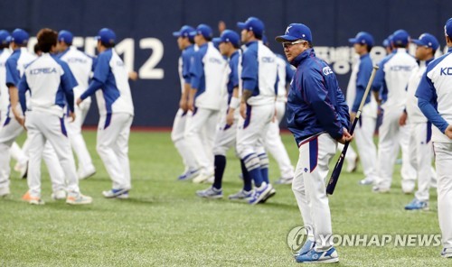 김경문 감독 기동력으로 승부 걸겠다…허경민 3루수 선발 출전