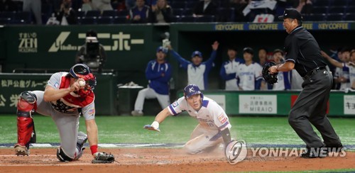 뜨거운 '김하성 홈 태그 아웃' 논란…우리 선수들 세이프였다