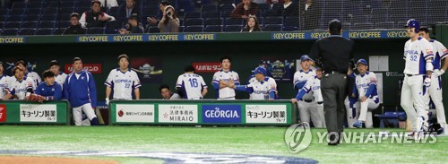 뜨거운 '김하성 홈 태그 아웃' 논란…우리 선수들 세이프였다
