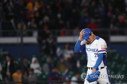 '13연승 후 첫 패배' 김경문 감독, 뚝심-변화 선택의 '갈림길'