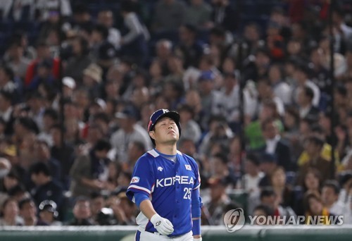 끝내 터지지 않은 홈런왕 박병호 대포·타격왕 양의지 적시타