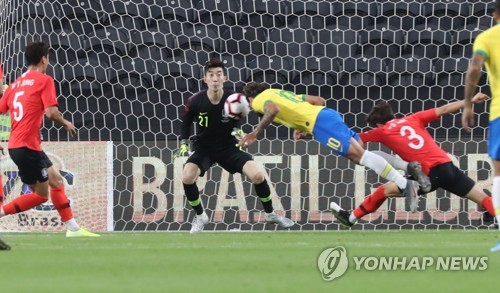 드러난 벤투호의 카타르 월드컵 과제…빈공과 우물 안 빗장수비