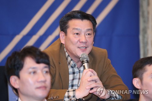 남자핸드볼 하남시청 임영철 감독-박중규 올해는 PO 진출