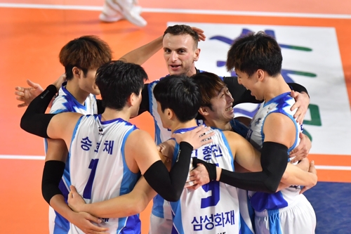 '블로킹 13-3'…삼성화재, 한국전력에 시즌 3전 전승