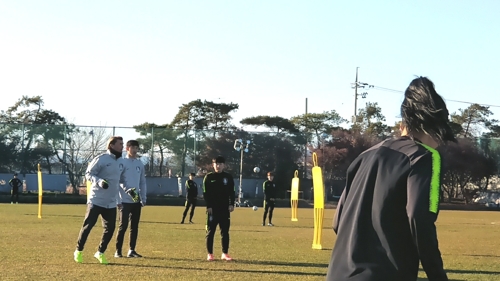 여자 축구 대표팀도 '부상 조심'…미드필더 2명 훈련 불참