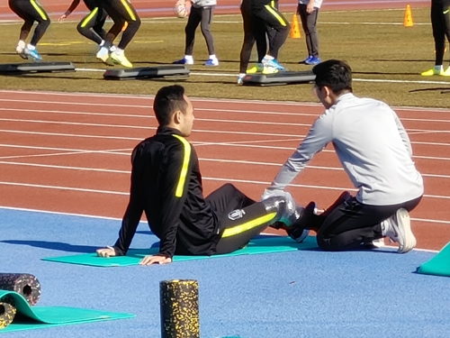문선민 무릎 통증…벤투호, 한일전 앞두고 '걱정되네'