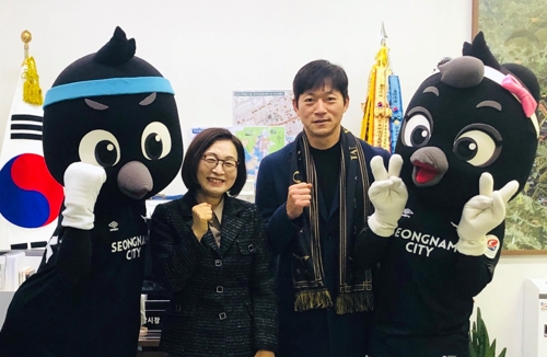 '진공청소기' 김남일, 프로축구 성남FC 사령탑으로 선임