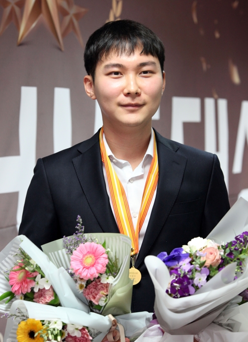 박정환, 통산 5번째 바둑대상…최정, 여자기사상 3연패