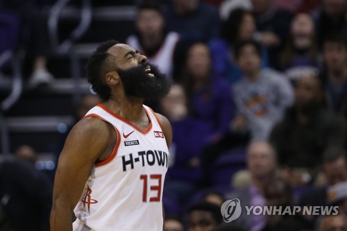 NBA 아데토쿤보, 시즌 세번째 트리플더블…밀워키, 뉴욕에 완승