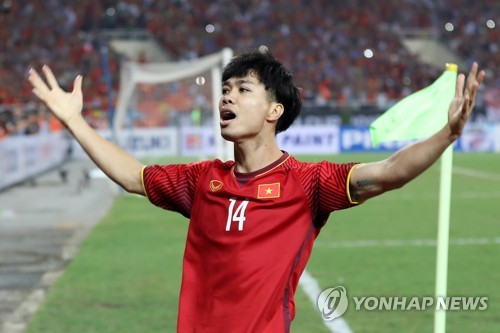 꽁푸엉 품는 정해성 감독 능력 있는 선수…제대로 만들어야죠