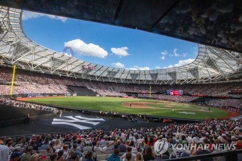 여론조사업체 MLB 런던 경기 경제효과는 557억원