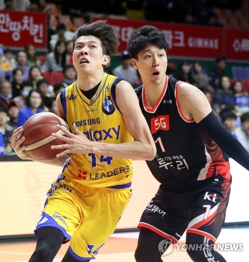 김유택 위원, 아들 김진영 선전에 잘했다…적응력 더 키워야