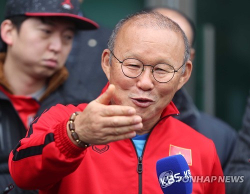 쉼표 없는 도전자 박항서 지난 일은 추억…도전은 감독의 인생