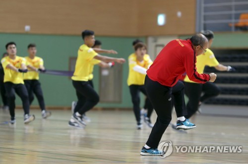 쉼표 없는 도전자 박항서 지난 일은 추억…도전은 감독의 인생
