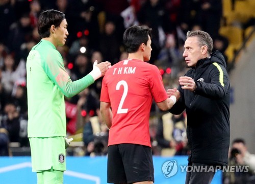 '황인범 결승골' 한국, 일본 꺾고 E-1 챔피언십 3연패 '쾌거'(종합)