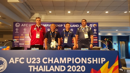 U-23 챔피언십 박항서 첫 경기에 모든 포커스…꼭 잡겠다
