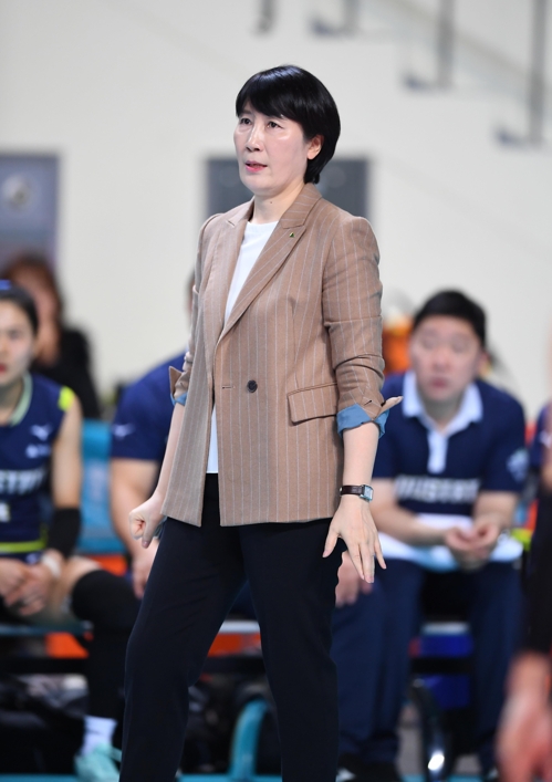'6연승 신바람' 이도희 감독 양효진·이다영 제 몫 했다