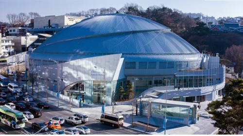 장충체육관 재개장 5년만에 누적 입장객 145만명