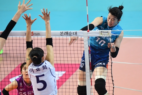 강소휘 5세트에 다리가 안 움직여서, 이 악물고 때렸어요
