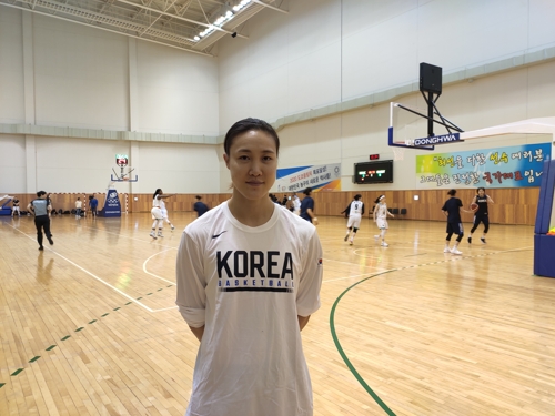 여자농구 에이스 김정은·김단비 '영국 강하지만 반드시 도쿄행'