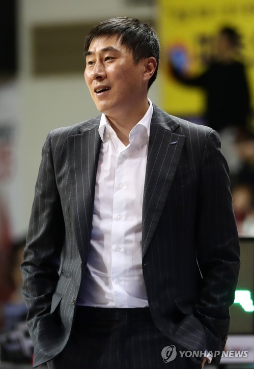 '20승 선착' 인삼공사 김승기 감독 올해는 욕심 안 부려요