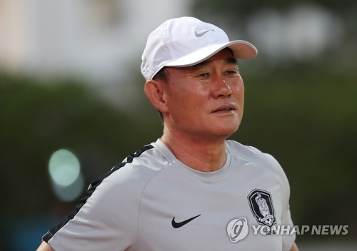 김학범호, 중국전 대비 비공개 훈련…경쟁보다 팀이 우선