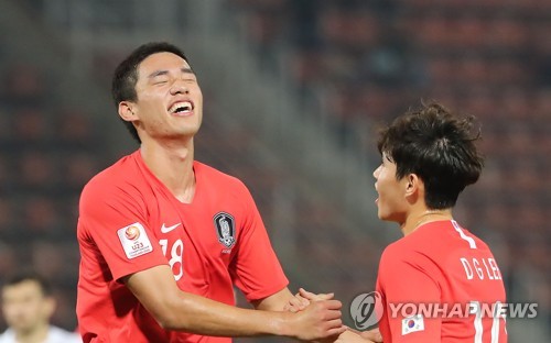 훈련소 복귀하는 '군인' 오세훈 상주에 보탬 되는 후임 돼야죠