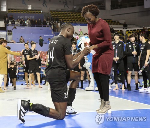 '헉! 다우디 유니폼이 없다' 현대캐피탈 총알 배송 작전